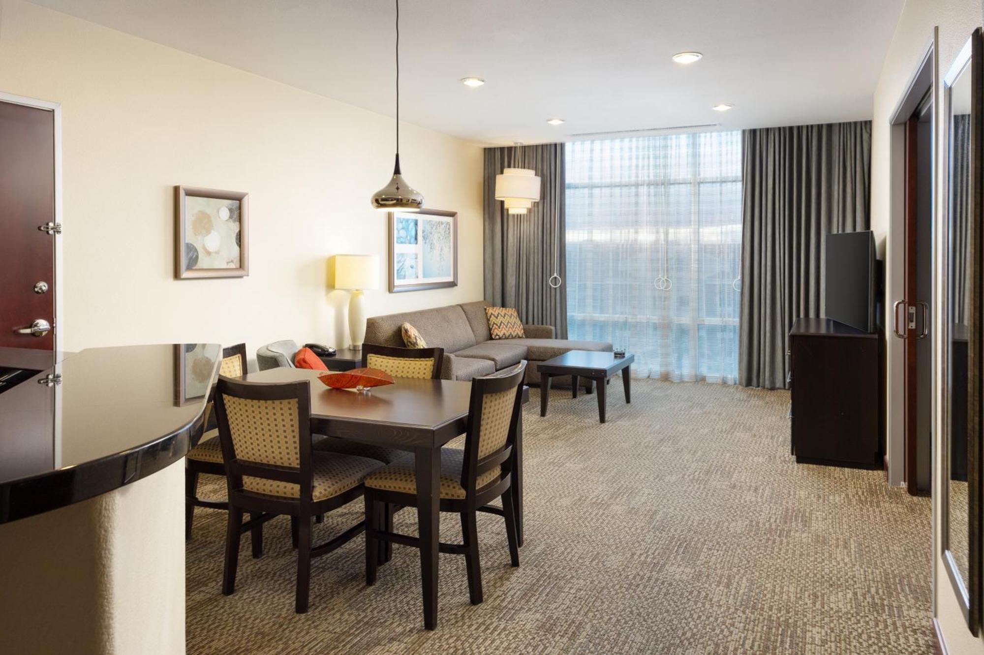 Staybridge Suites Las Vegas - Stadium District Dış mekan fotoğraf